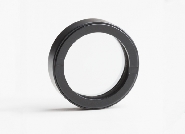 超広帯域偏光子